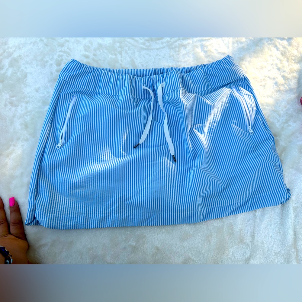 Magellan woman fishing skirt